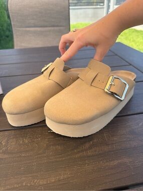 Madden Girl Tan Suede Platform Buckle Mules